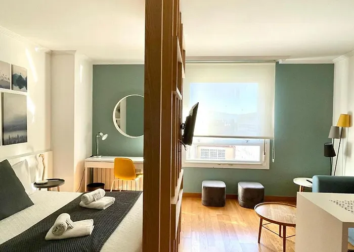 Carrerahouses Lugo ויגו